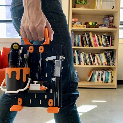 Carry That Skadis! - Bảng Pegboard Di Động