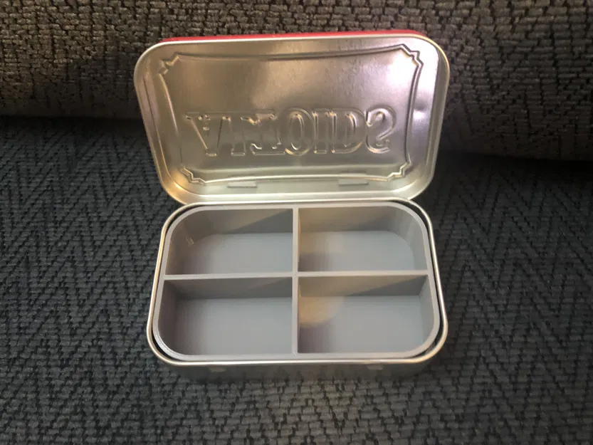 Khay chia 4 ngăn cho hộp thiếc Altoids - Image 1