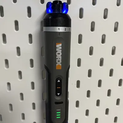 Giá treo máy vặn vít WORX WX242 cho bảng Skadis (Hệ thống T-Clip)