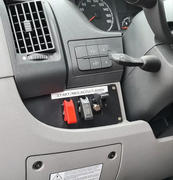 Khay gắn công tắc bổ sung cho bảng điều khiển Fiat Ducato, Boxer, Jumper - Image 1