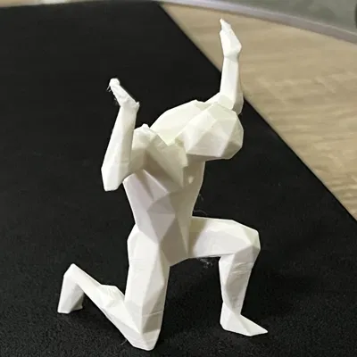 Đế giữ Rubik hình Atlas - Phần cổ cứng cáp hơn