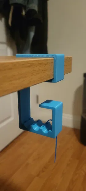 Ngàm Kẹp Giữ Dây Cáp Gọn Gàng Dưới Bàn - Image 1