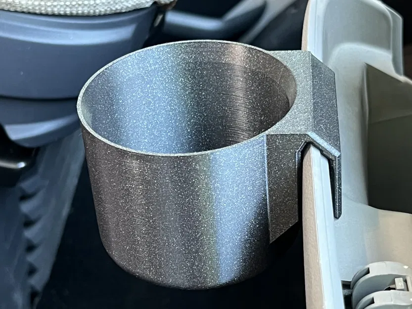 Giá đỡ ly 75mm cho Fiat Ducato - Image 2