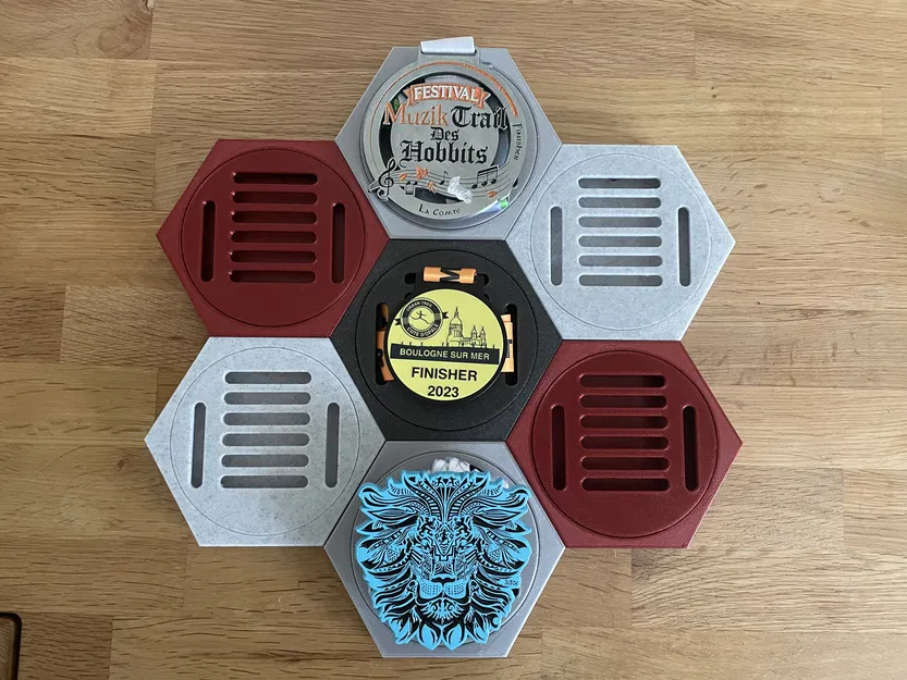 Giá treo huy chương hình lục giác - Image 3