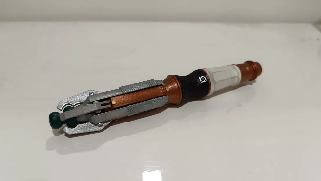Mô hình Sonic Screwdriver của Doctor thứ 11 - Image 2