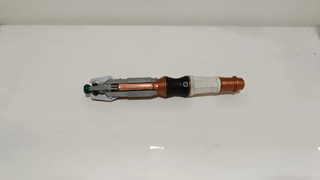 Mô hình Sonic Screwdriver của Doctor thứ 11 - Image 4