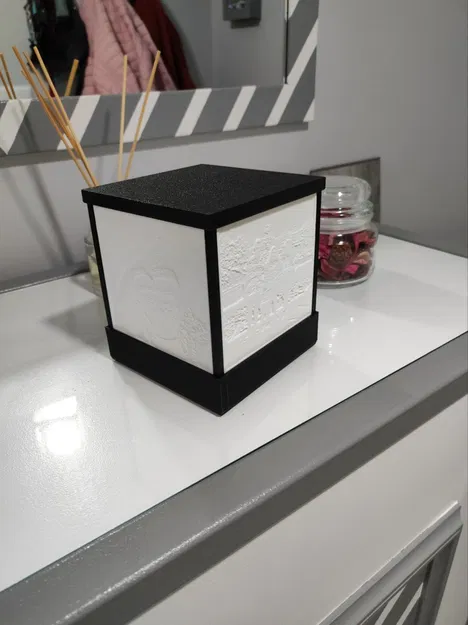 Khối lập phương 4 mặt litophane dùng pin - Image 4