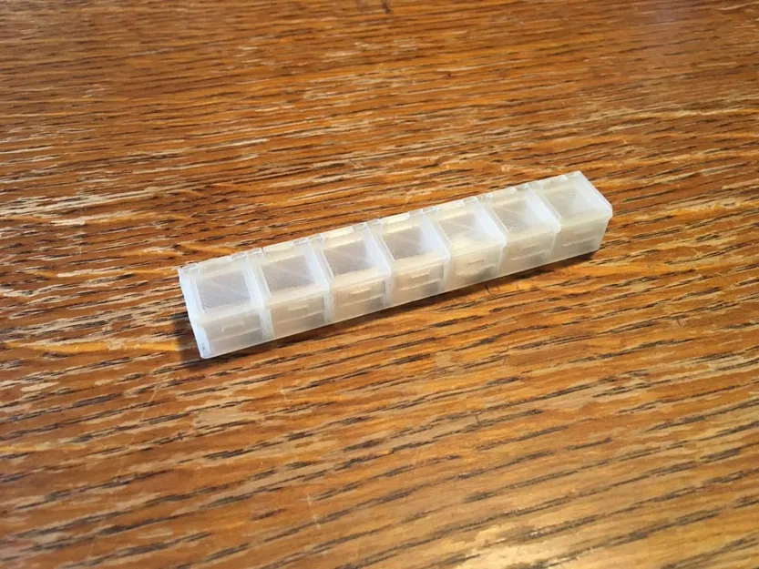 Hộp Đựng Thuốc 7 Ngày Nhỏ Gọn - Image 3