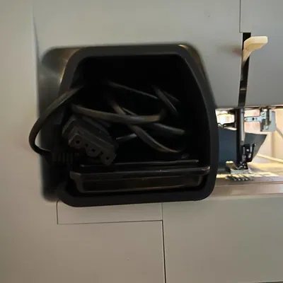 Hộp đựng bàn đạp (foot pedal) cho máy may Singer Heavy Duty