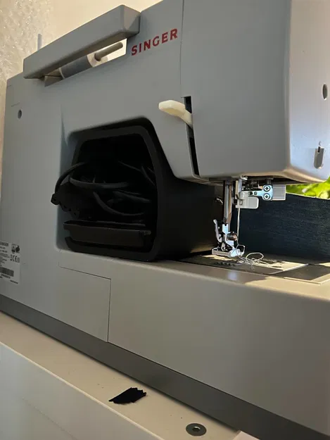 Hộp đựng bàn đạp (foot pedal) cho máy may Singer Heavy Duty - Image 3