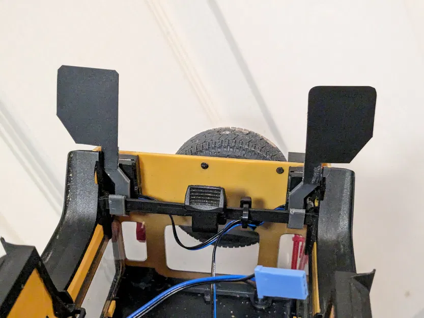 Bộ ngàm chắn bùn sau cho TRX-4M Defender - Image 3