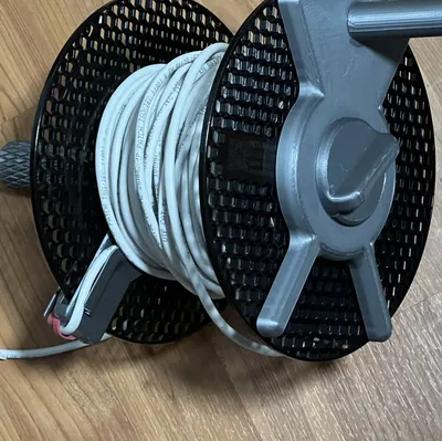 Trục cuốn dây thông minh tận dụng cuộn nhựa Prusa 1kg/2kg