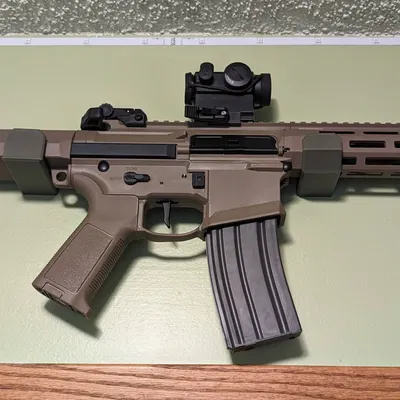 Giá treo tường cho súng Airsoft - Matrix "Calico Jack" (Double Eagle M904)