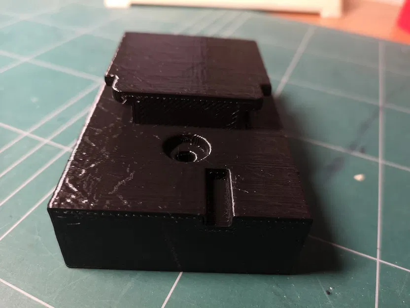 Giá Treo Máy Khoan DeWalt 18V Li-Ion XR - Image 4