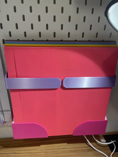 Kệ gắn bảng Skadis để giấy thủ công cho máy Cricut - Image 1