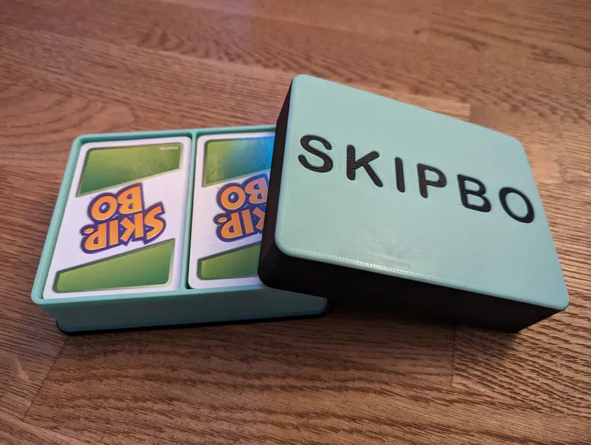 Hộp đựng thẻ bài Skip-Bo in 3D (sức chứa 144 lá) - Image 1