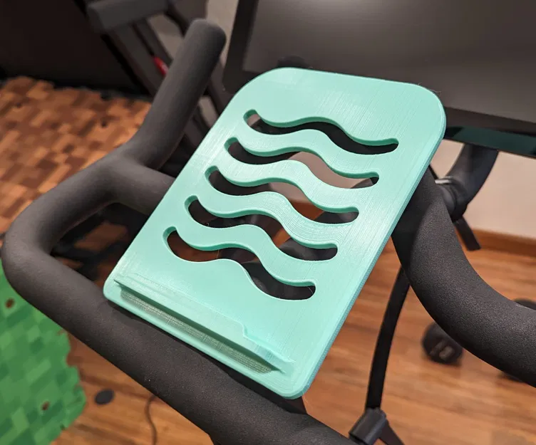 Giá đỡ máy tính bảng Peloton - Image 1