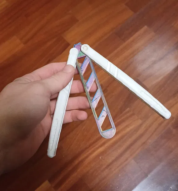 Mô hình dao bướm (Butterfly Knife) in 3D tập luyện an toàn - Image 1