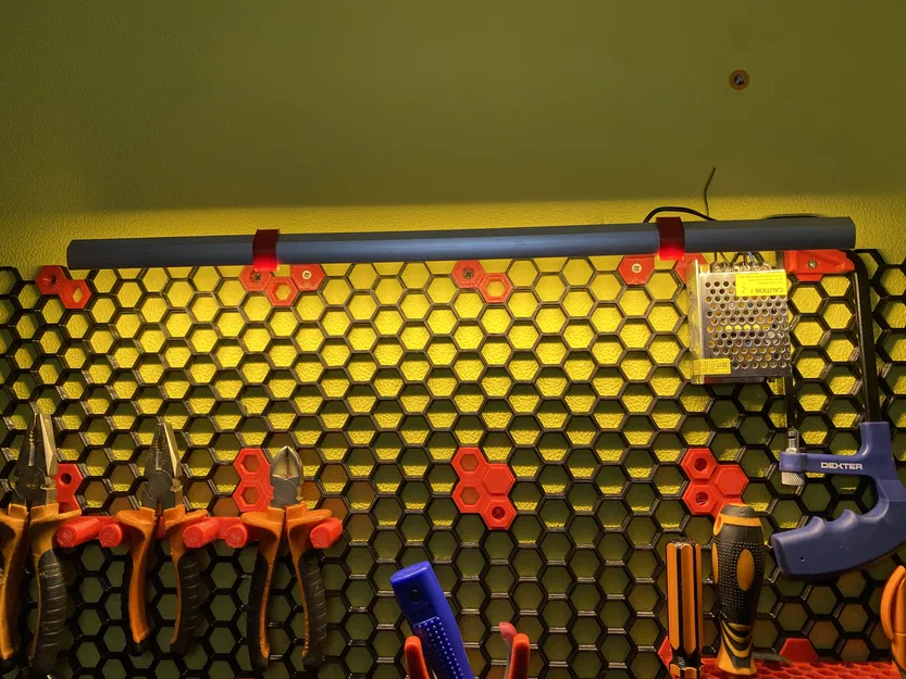 Ngàm gắn đèn LED cho bảng treo dụng cụ Honeycomb Wall - Image 2