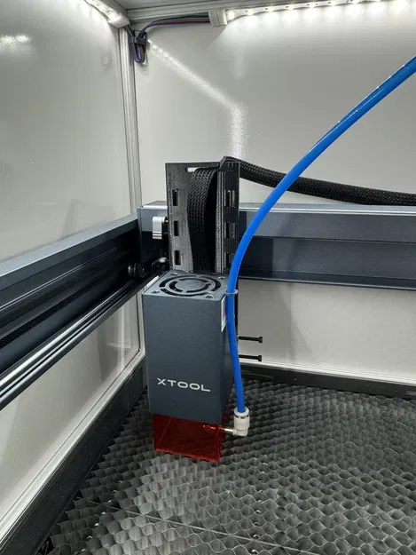 Phụ kiện giữ chân mở rộng cho xTool D1 Pro (Extension Legs Mount) - Image 1