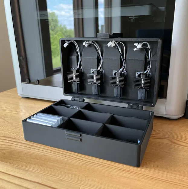 Hộp đựng linh kiện Bambu Lab X1C kèm khay để cụm Hotend - Image 1