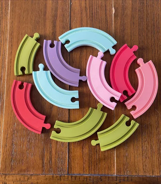 Đường ray xe lửa gỗ 90 độ tương thích Brio (Brio Compatible) - Image 1