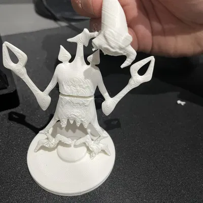 Mô hình 3D nhân vật Kurvinox từ series Kapitan Bomba