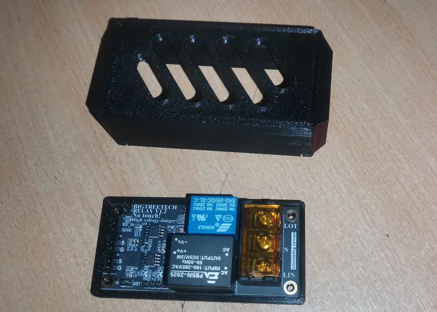 Giá đỡ kèm vỏ bảo vệ BTT Relay 1.2 trên thanh DIN an toàn, thẩm mỹ - Image 1