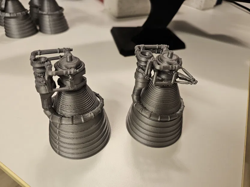 Mô hình động cơ tên lửa Saturn V F-1 (đã gộp liền khối) - Image 4