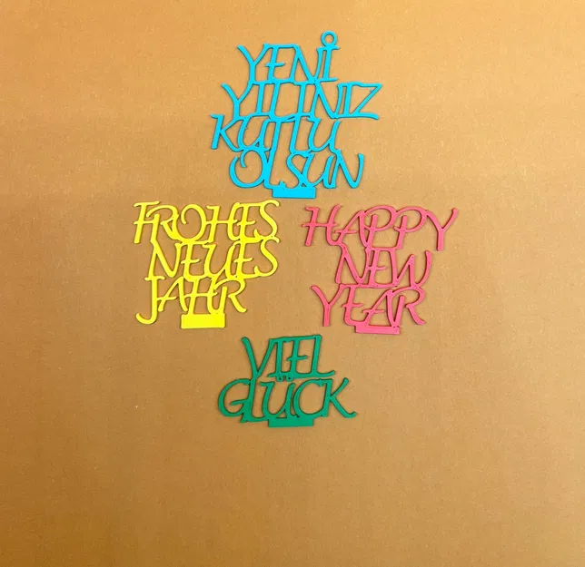 Chú Gnom kèm cỏ ba lá may mắn - Image 2