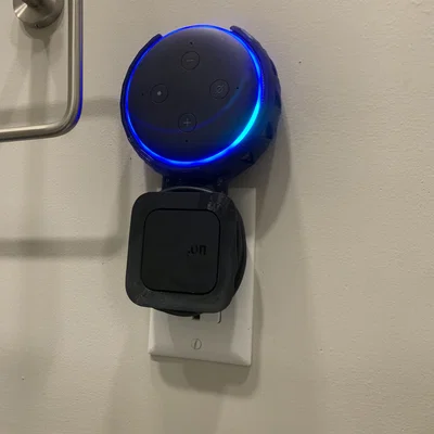 Giá treo ổ cắm Echo Dot v2