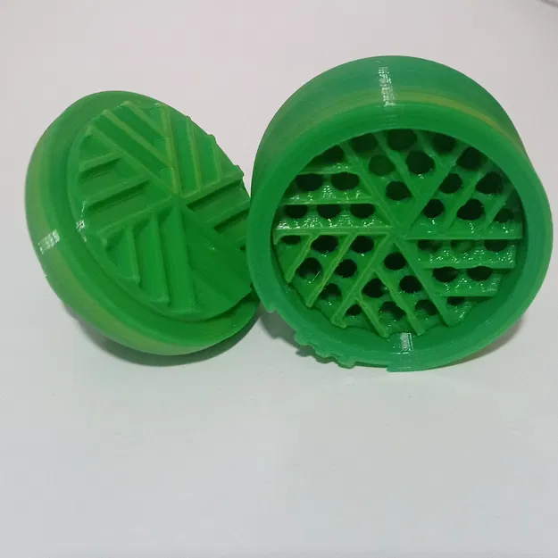 Mô hình dụng cụ nghiền thảo mộc (Grinder) phong cách LEGO độc đáo - Image 2