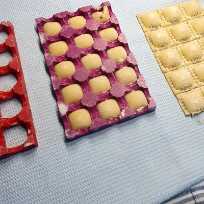 Khuôn làm Ravioli cho máy Bosch MUM5