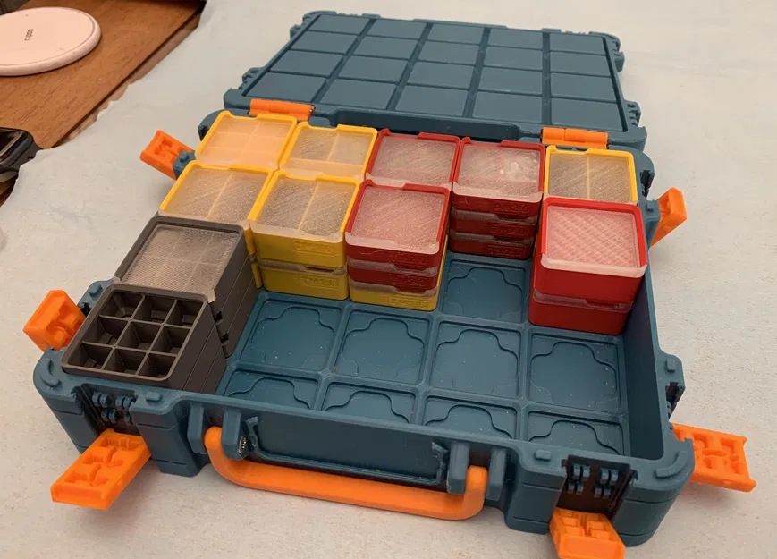 Khay Gridfinity 1x1x2 và 1x1x3 có nắp đậy, chia ngăn đa dạng - Image 1