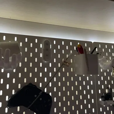 Mô hình bàn tay 3D gắn bảng Skadis IKEA - Giá đỡ đồ độc đáo