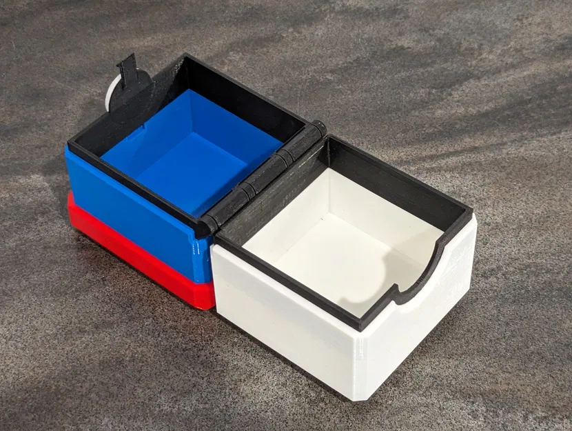 Hộp đựng thẻ bài Pokeball có bản lề và khóa gài - Image 7