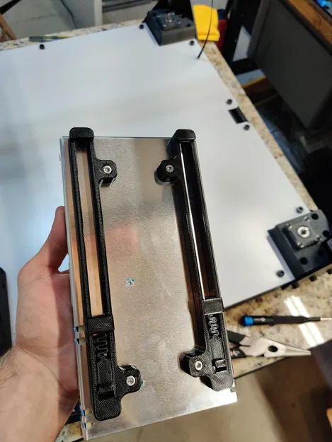 Giá gắn DIN rail LRS-200/250 dùng ốc Cap Screw cho Vcore3 400 - Image 1