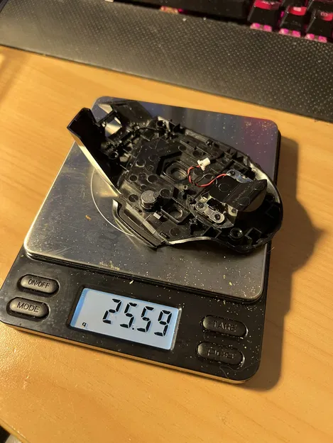 Đế chuột G502 Hero siêu nhẹ có kèm chỗ để ngón cái - Image 2