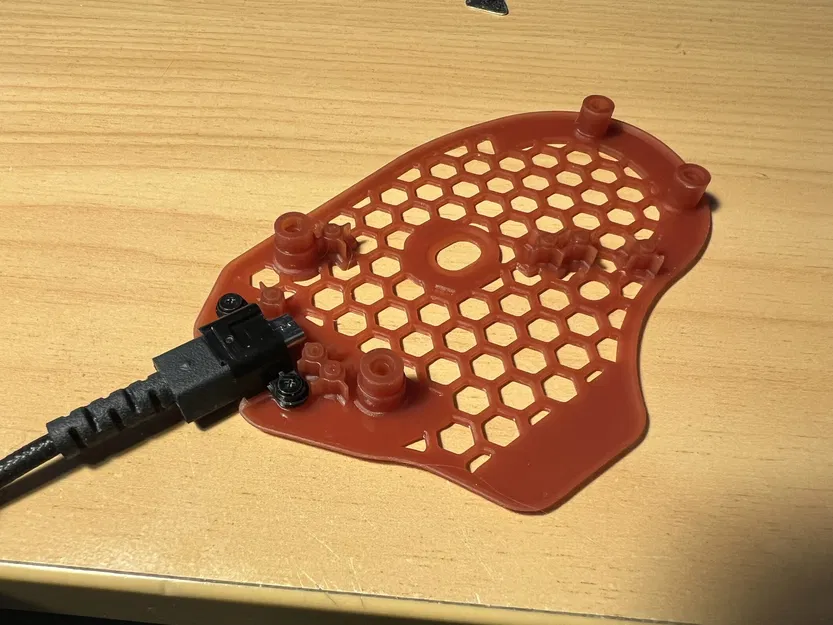 Đế chuột G502 Hero siêu nhẹ có kèm chỗ để ngón cái - Image 8