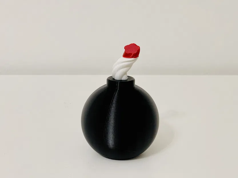 Mô hình quả bom hoạt hình dễ thương (Cartoon Bomb) in 3D - Image 1