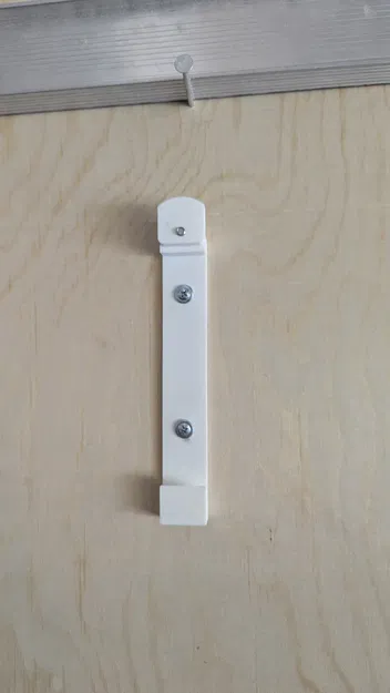 Giá treo tường cho thước dẫn hướng Kreg Accu-Cut gọn gàng - Image 3