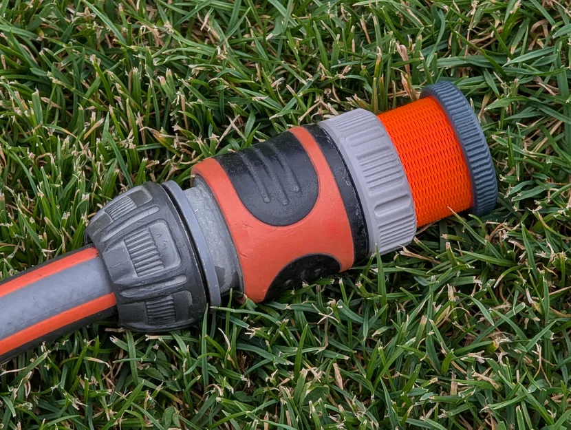 Đầu phun tưới nước 3D tiện lợi cho ống vườn - Image 1