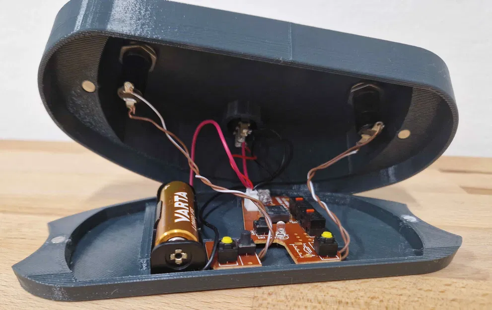 ScoreFlip - Thiết bị lật trang Bluetooth giá rẻ không chỉ dành cho nhạc công - Image 4