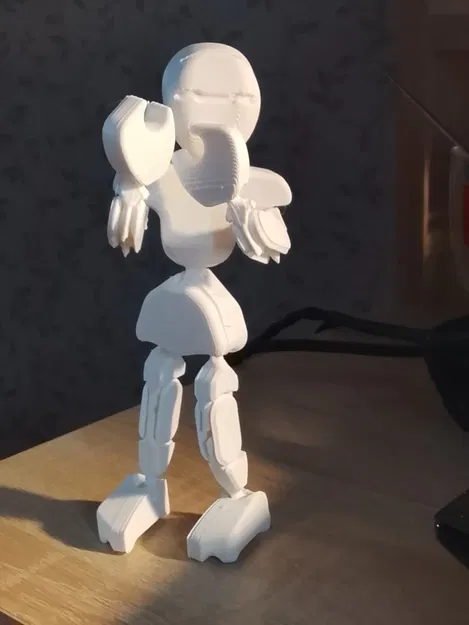 Body-Buddy: Robot Người Máy Cử Động Linh Hoạt | Mô Hình Trang Trí Bàn Làm Việc Đáng Yêu - Image 2