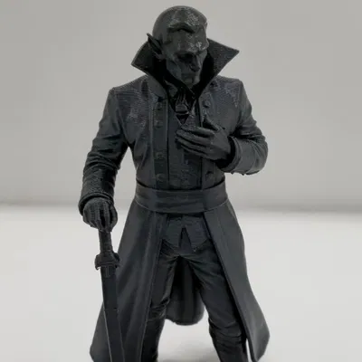 Valthorne – Lãnh Chúa Ma Cà Rồng Crimson