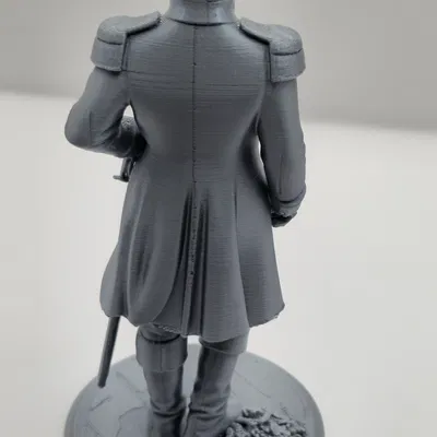 Tượng Quý Ông Quân Đội – Mô hình nhân vật phong cách Bridgerton