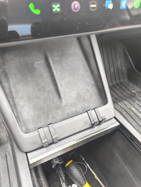 Kẹp giữ điện thoại cho Tesla (Tesla Phone Clip) - Image 3