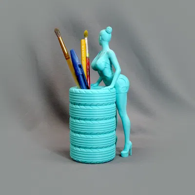 Ống cắm bút hình cô gái xinh xắn