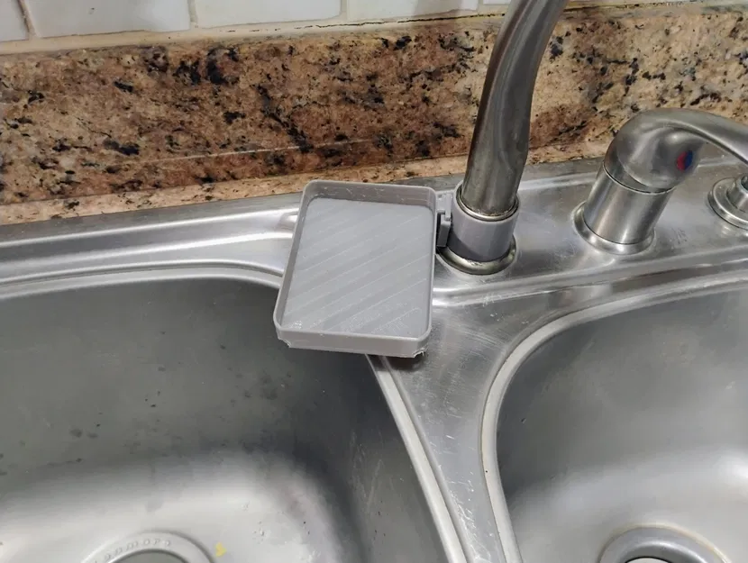 Khay đựng miếng rửa chén gắn vòi nước xoay 360 độ - Image 3