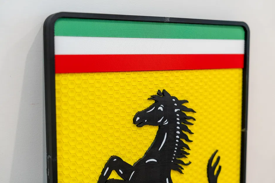 Tranh treo tường biểu tượng Ferrari in 3D độc đáo - Image 2